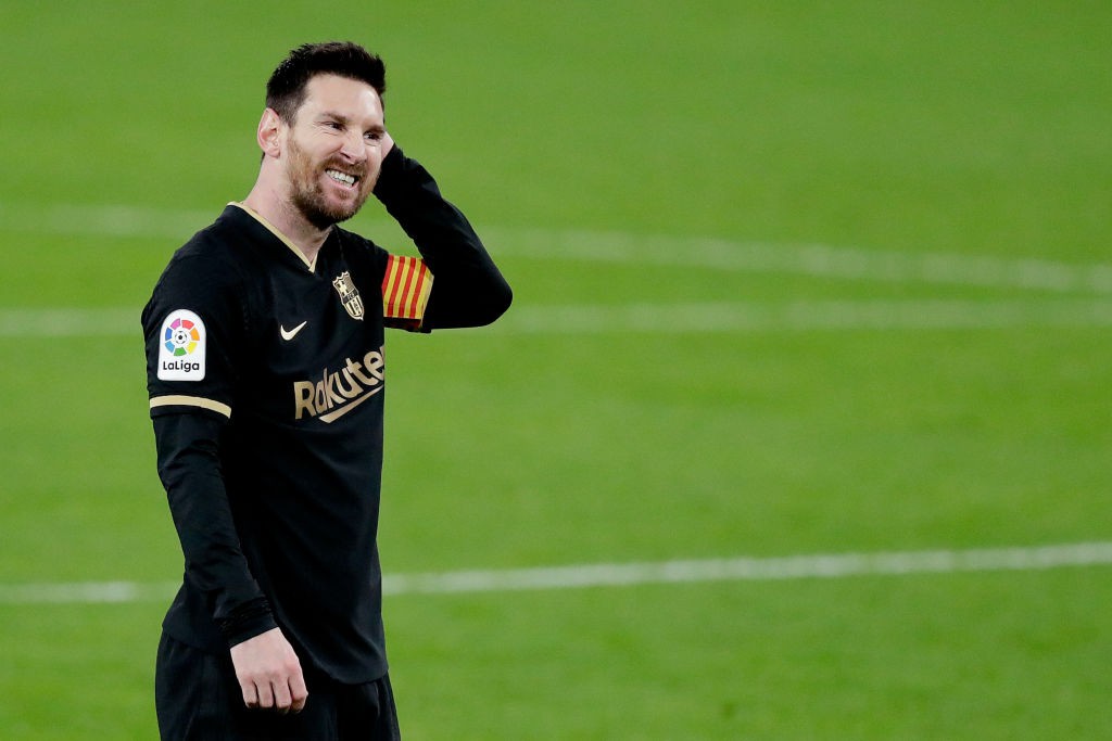 Messi nella bufera: spuntano le richieste assurde ed esagerate per restare al Barcellona |  Sport e Vai