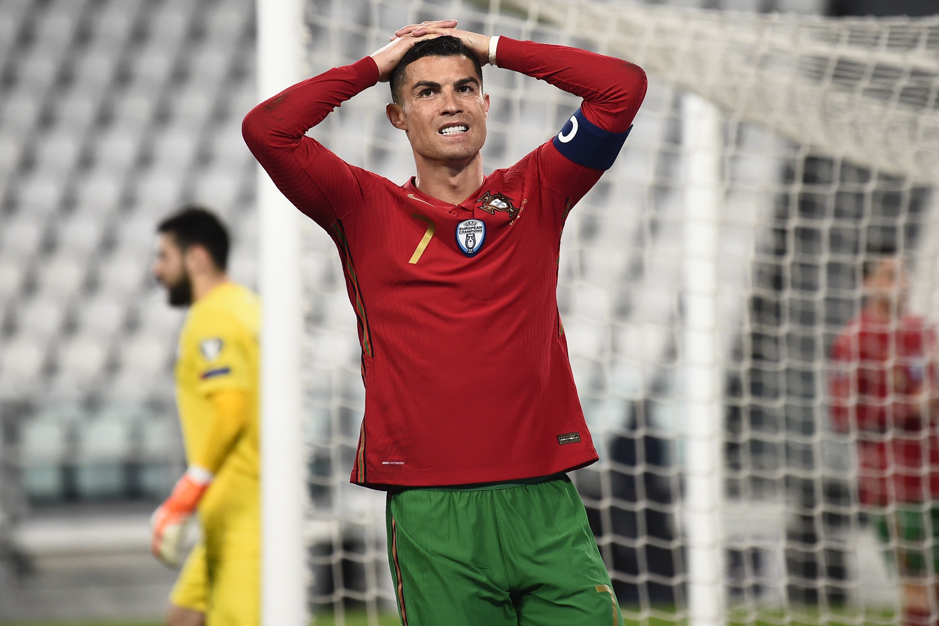 Altri guai per Ronaldo, il periodo è nerissimo |  Sport e Vai