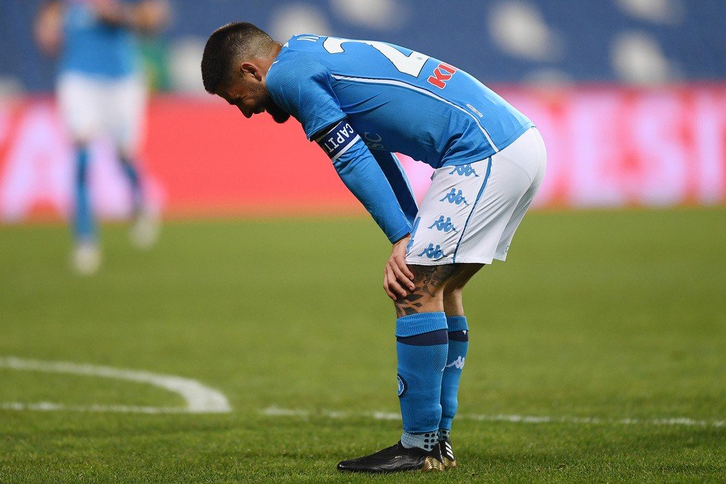 Fuoco incrociato su Insigne: è bufera sul capitano del Napoli |  Sport e Vai