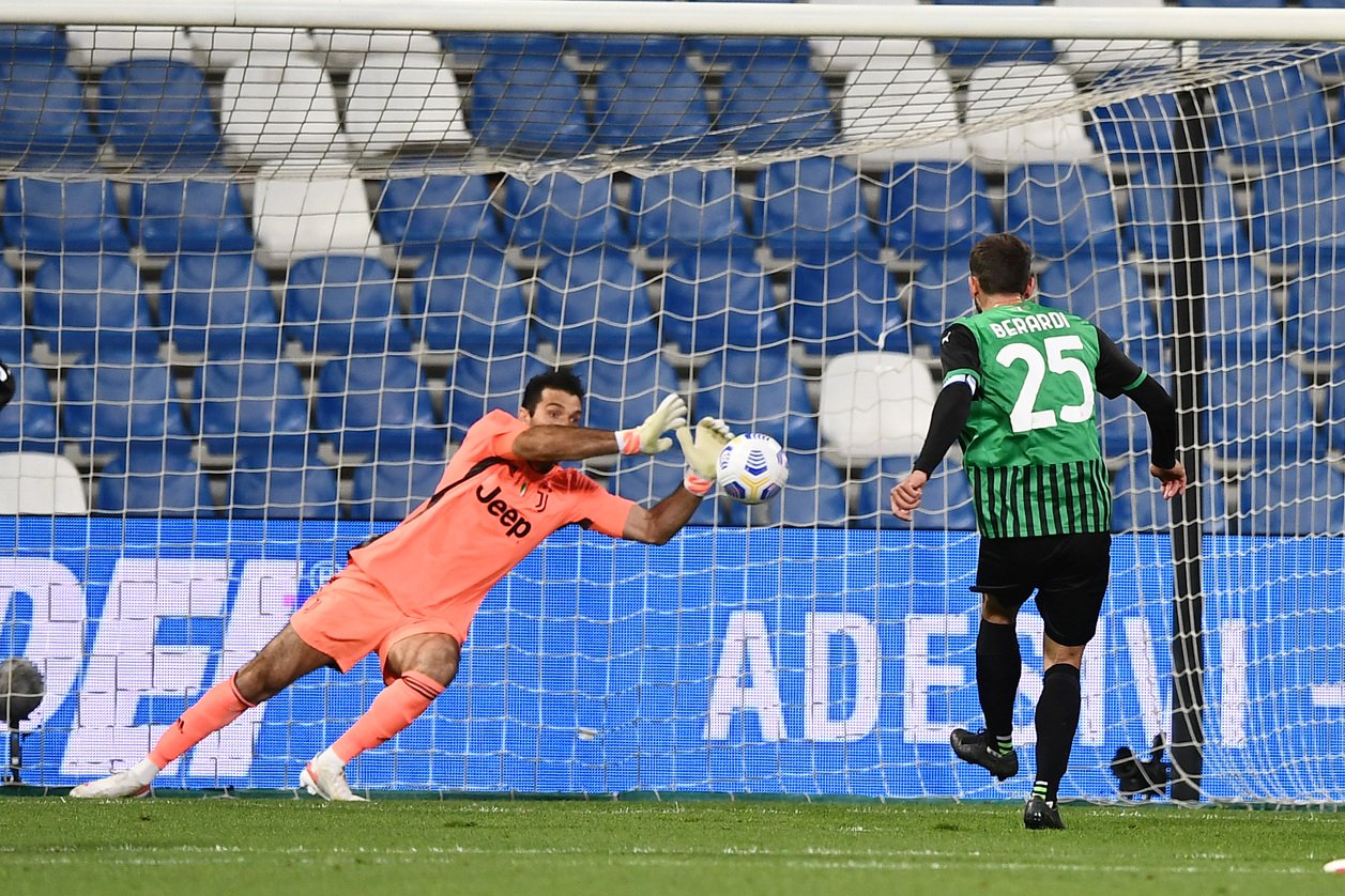 Superman returns, tweet speciale per ritorno Buffon a Parma |  Sport e Vai