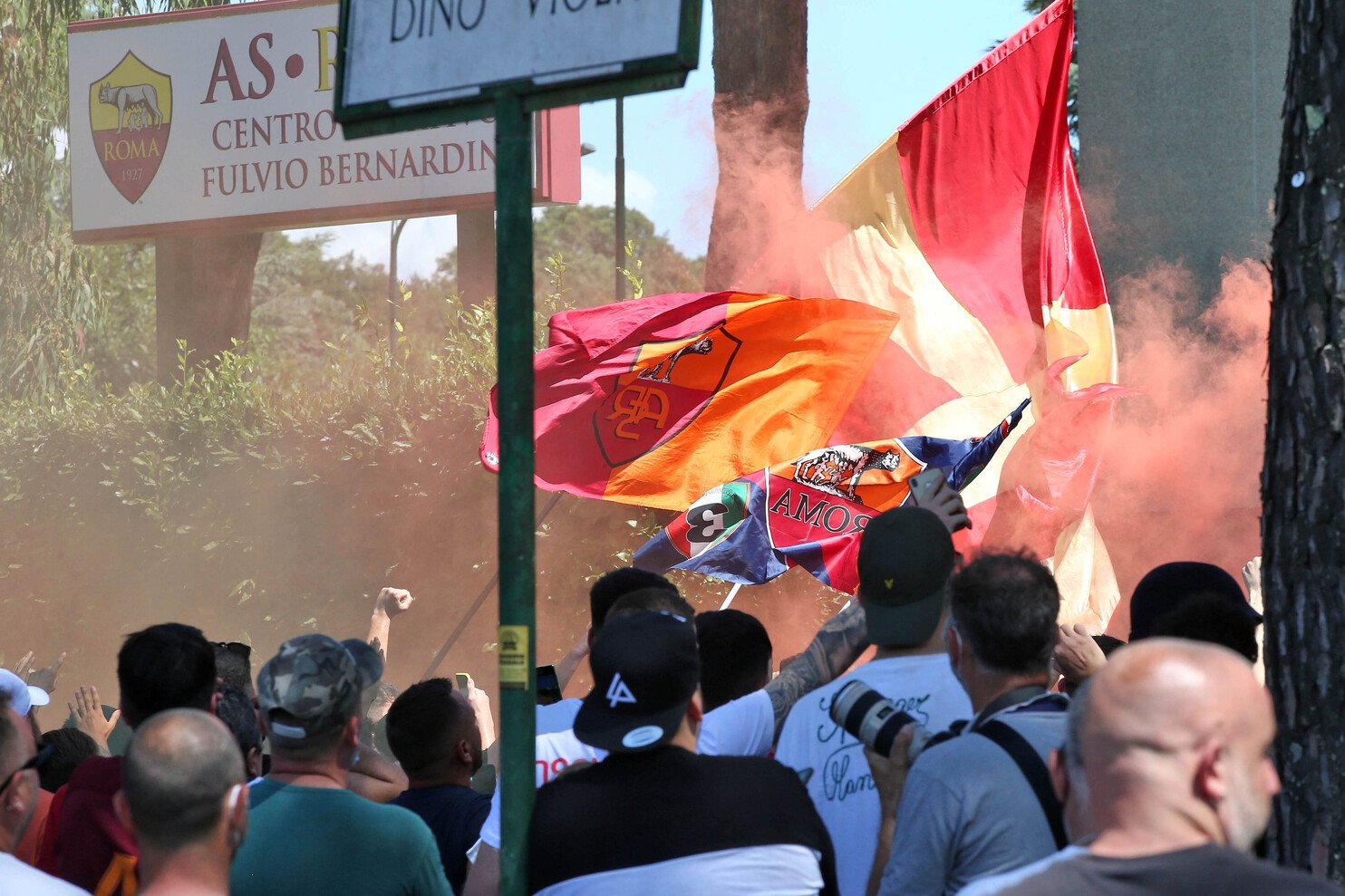 Roma ha l'idolo dei tifosi: Ci sbagliavamo su di lui |  Sport e Vai