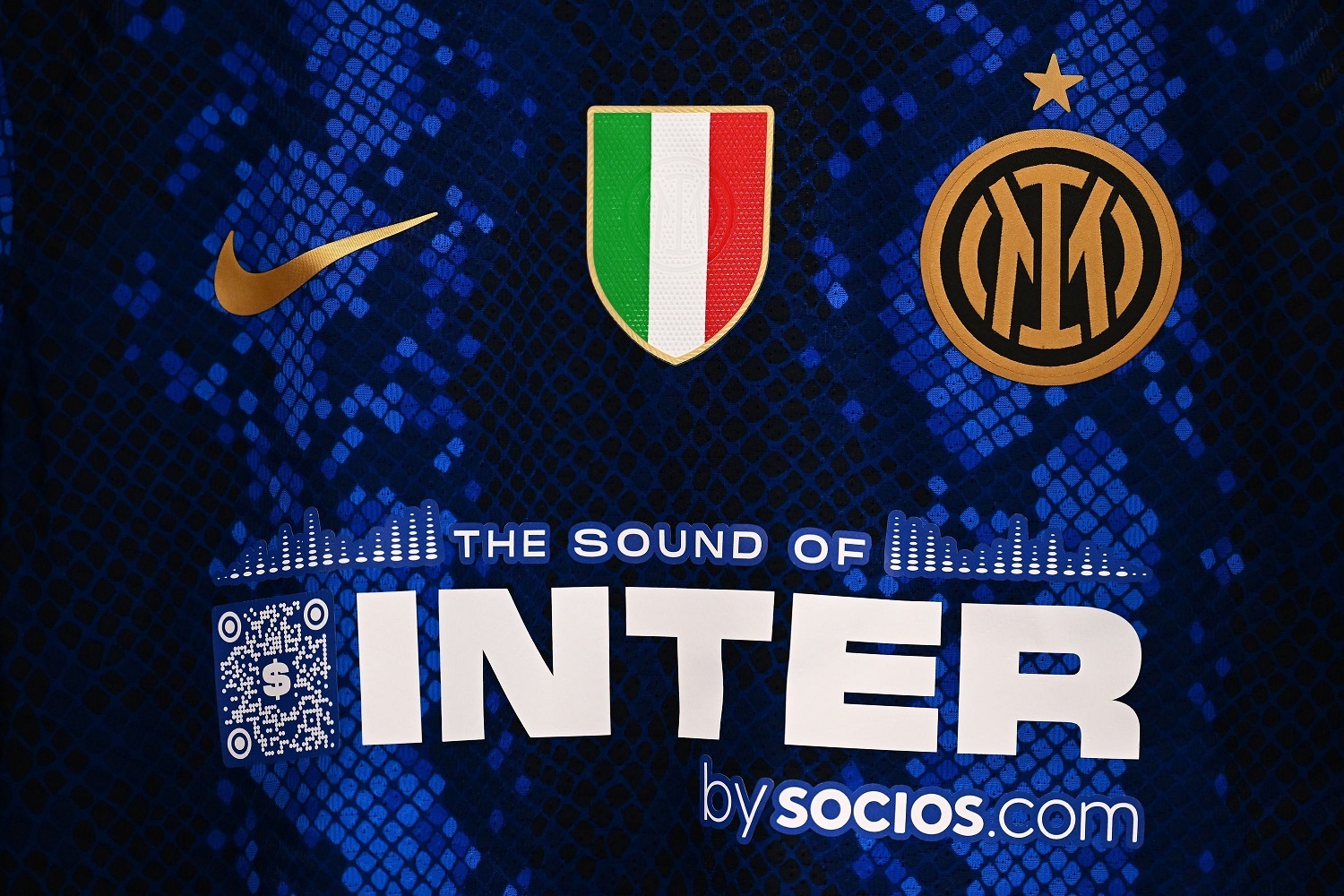 Supercoppa, Inter in campo con la maglietta sonora |  Sport e Vai