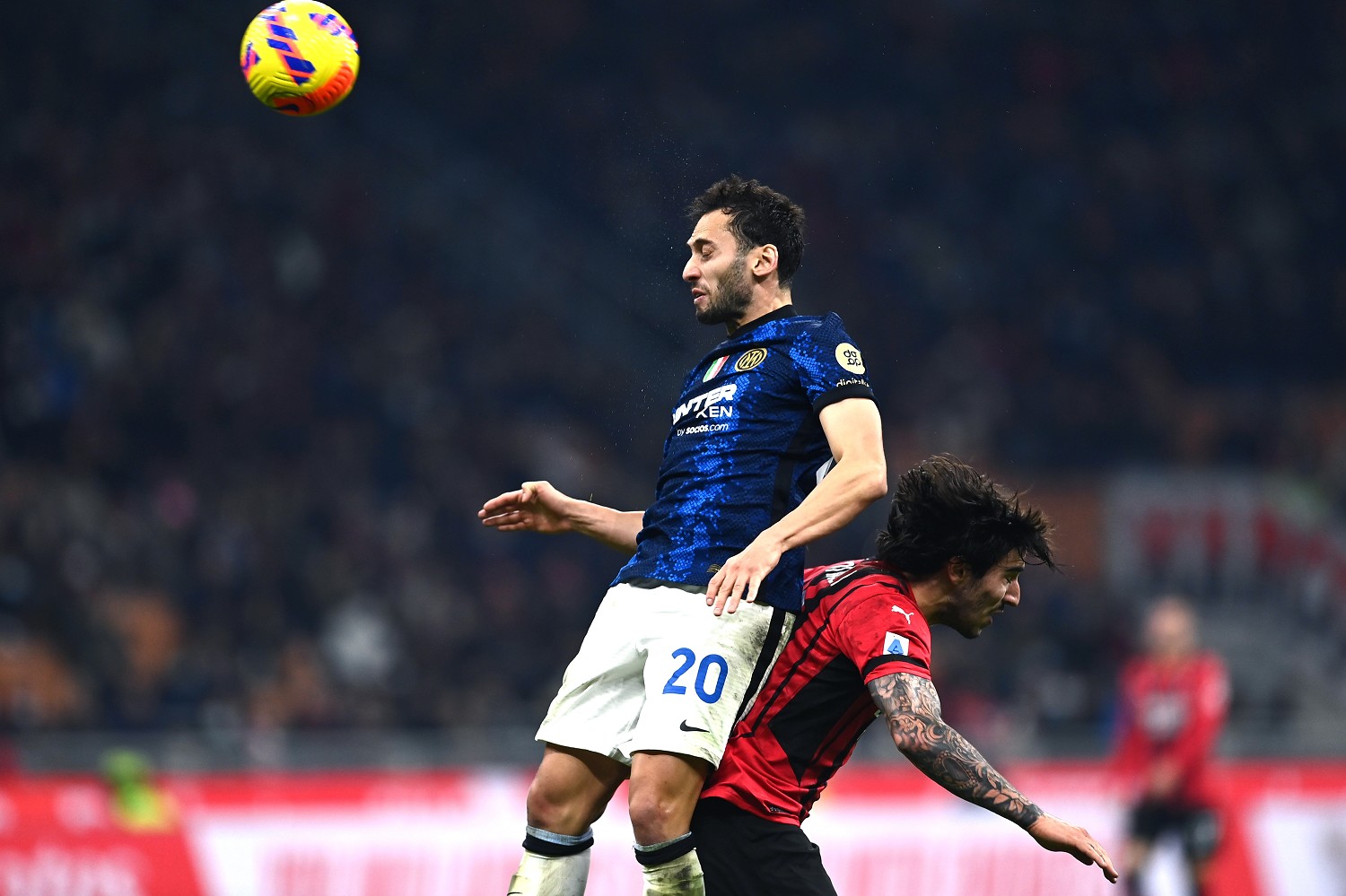 Mercato, adesso Inter e Milan hanno un punto in comune |  Sport e Vai