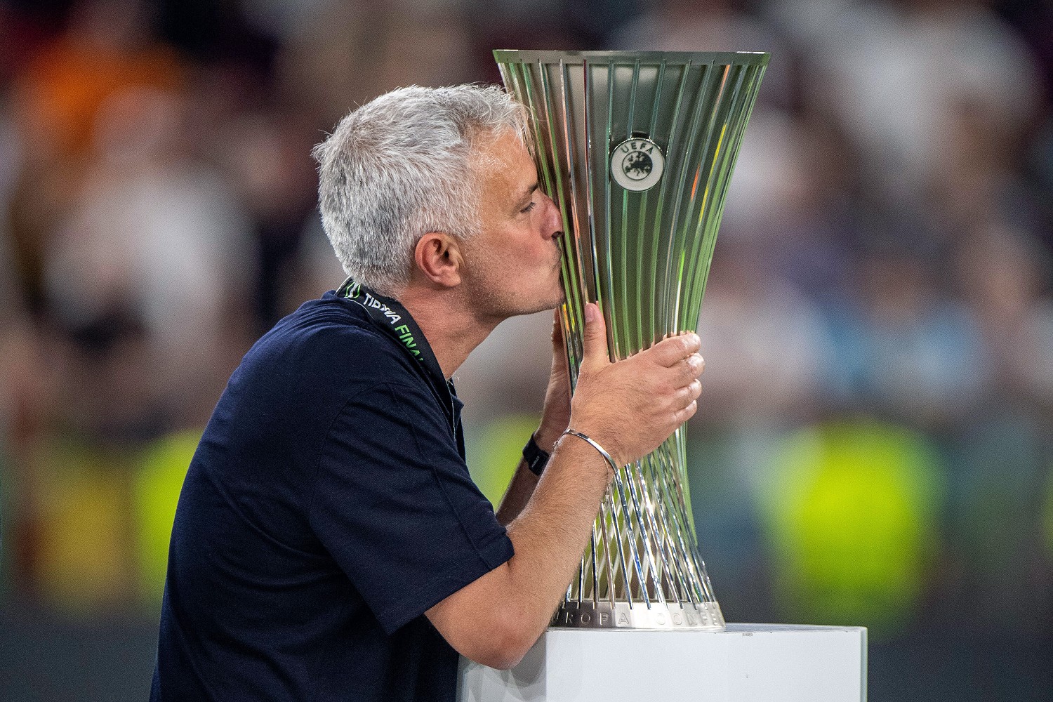 Trofeo inesistente? Ecco quanto vale per la Roma la Conference League |  Sport e Vai