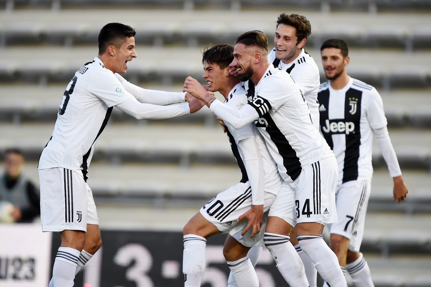La Juventus conclude l'affare: ecco il comunicato ufficiale |  Sport e Vai