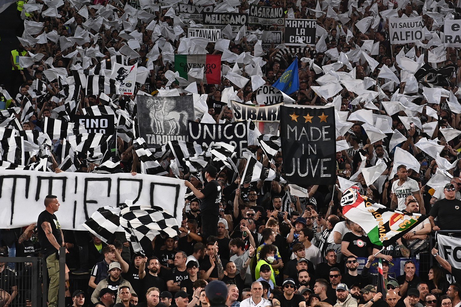 Tifosi Juventus, due indizi fanno una prova: Chi l'ha visto? |  Sport e Vai