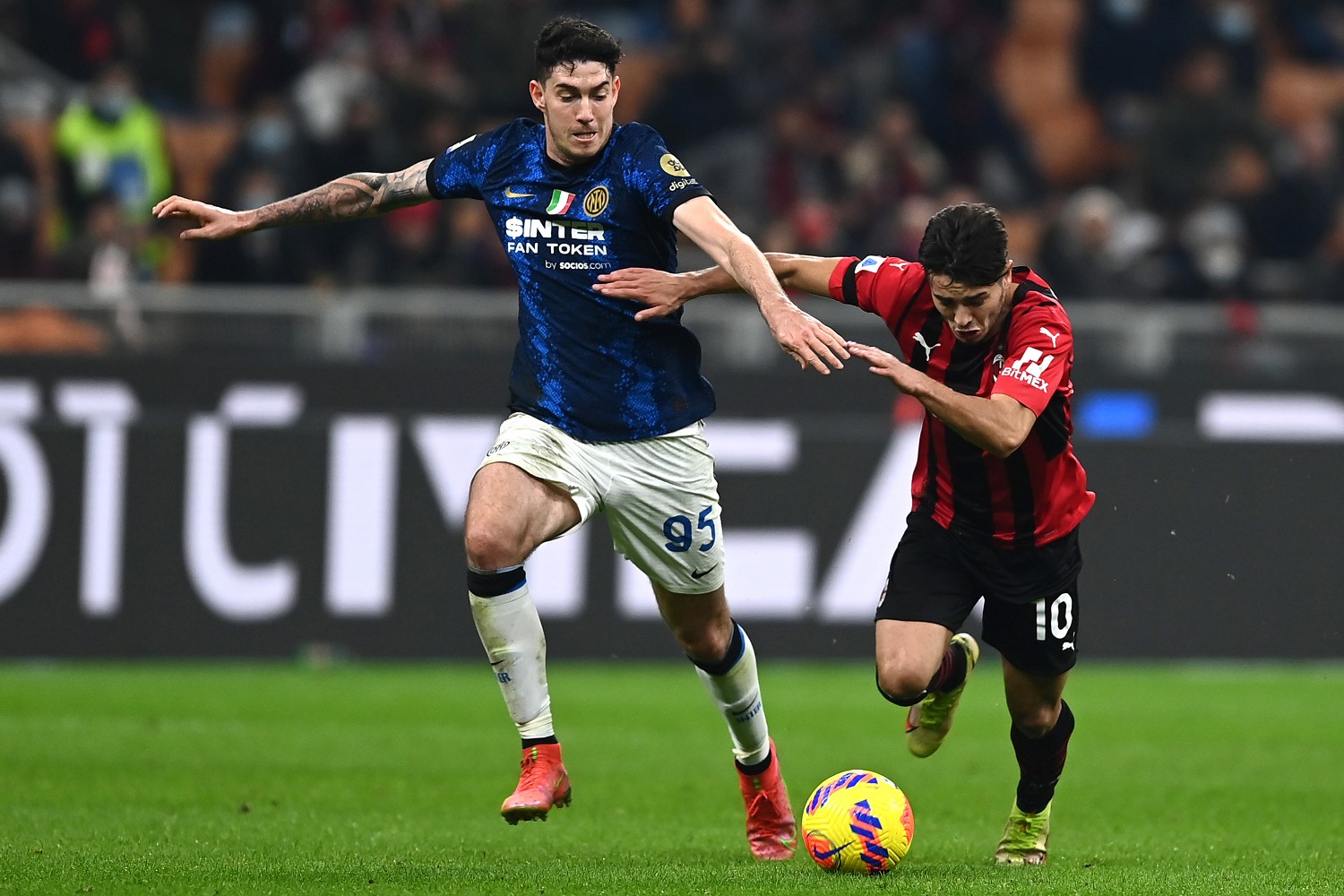 Inter, l’agente di Bastoni fa chiarezza sul futuro del difensore |  Sport e Vai