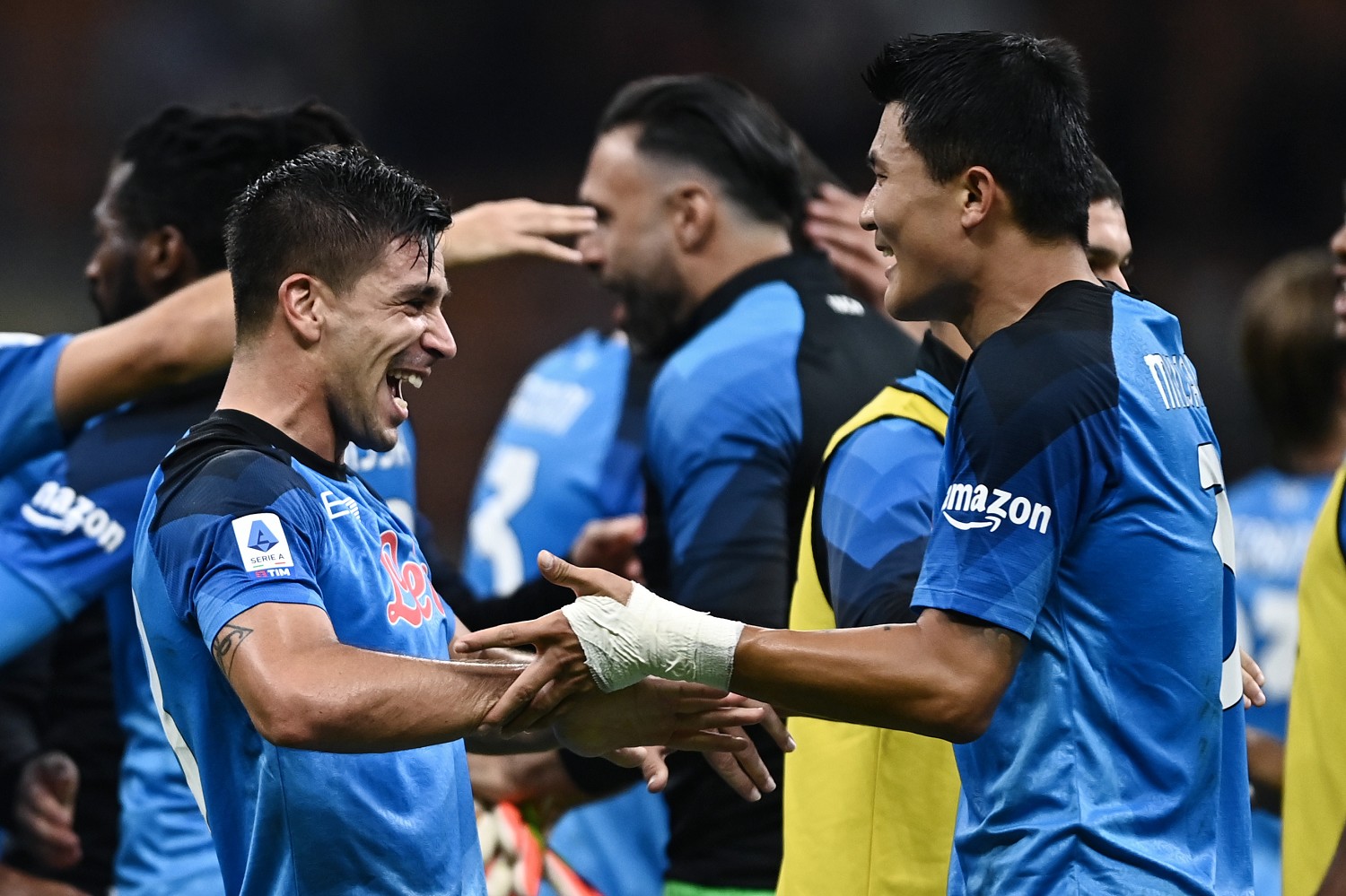 Roberto Saviano cita Kim Min-jae e s'emoziona per il Napoli |  Sport e Vai
