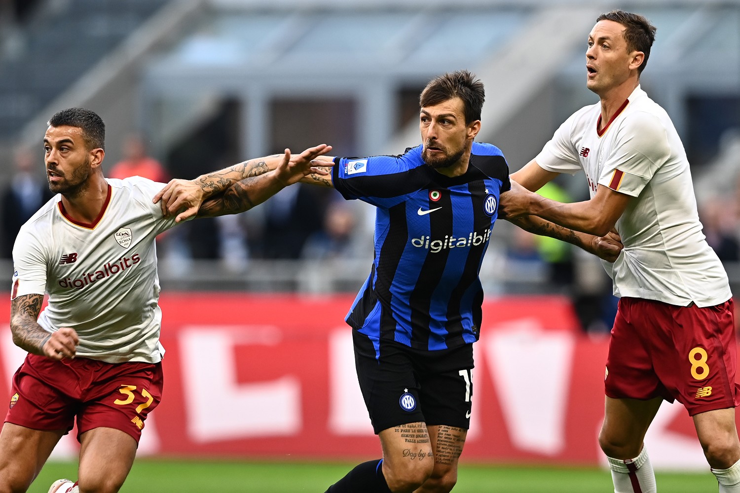 Roma-Inter, per Saccani gol Acerbi da annullare: insulti all'ex arbitro |  Sport e Vai