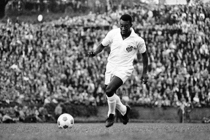 Pelé fu vicinissimo a Milan e Inter: il retroscena |  Sport e Vai