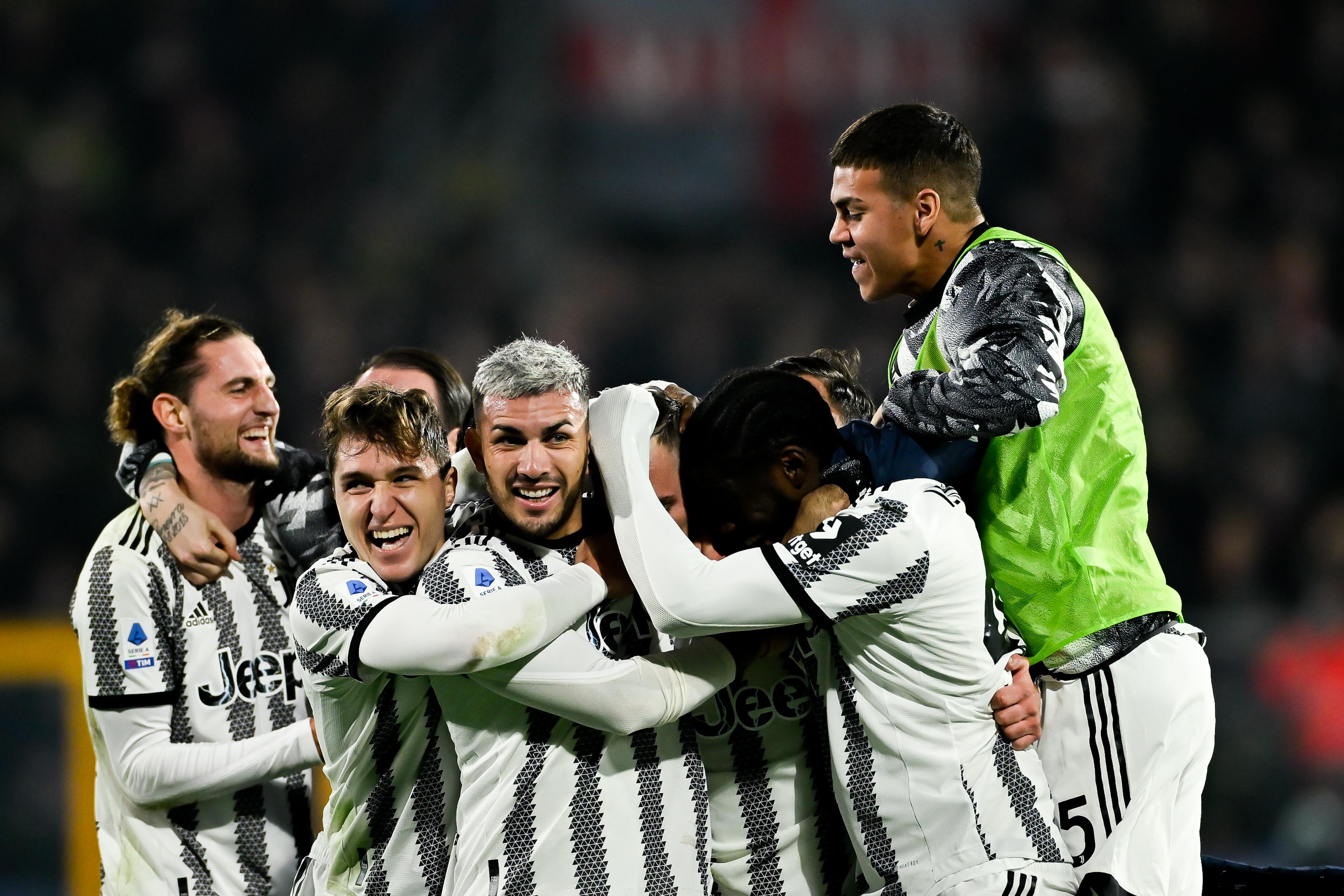 Juventus, lo Sporting Lisbona protesta per un calcio di rigore |  Sport e Vai