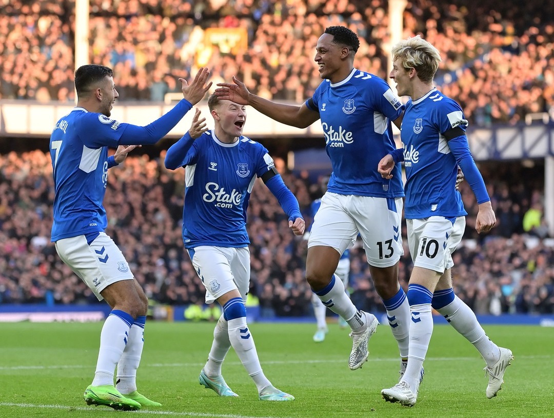 Premier League: Nottingham e Everton fanno 2-2 nello scontro salvezza  |  Sport e Vai