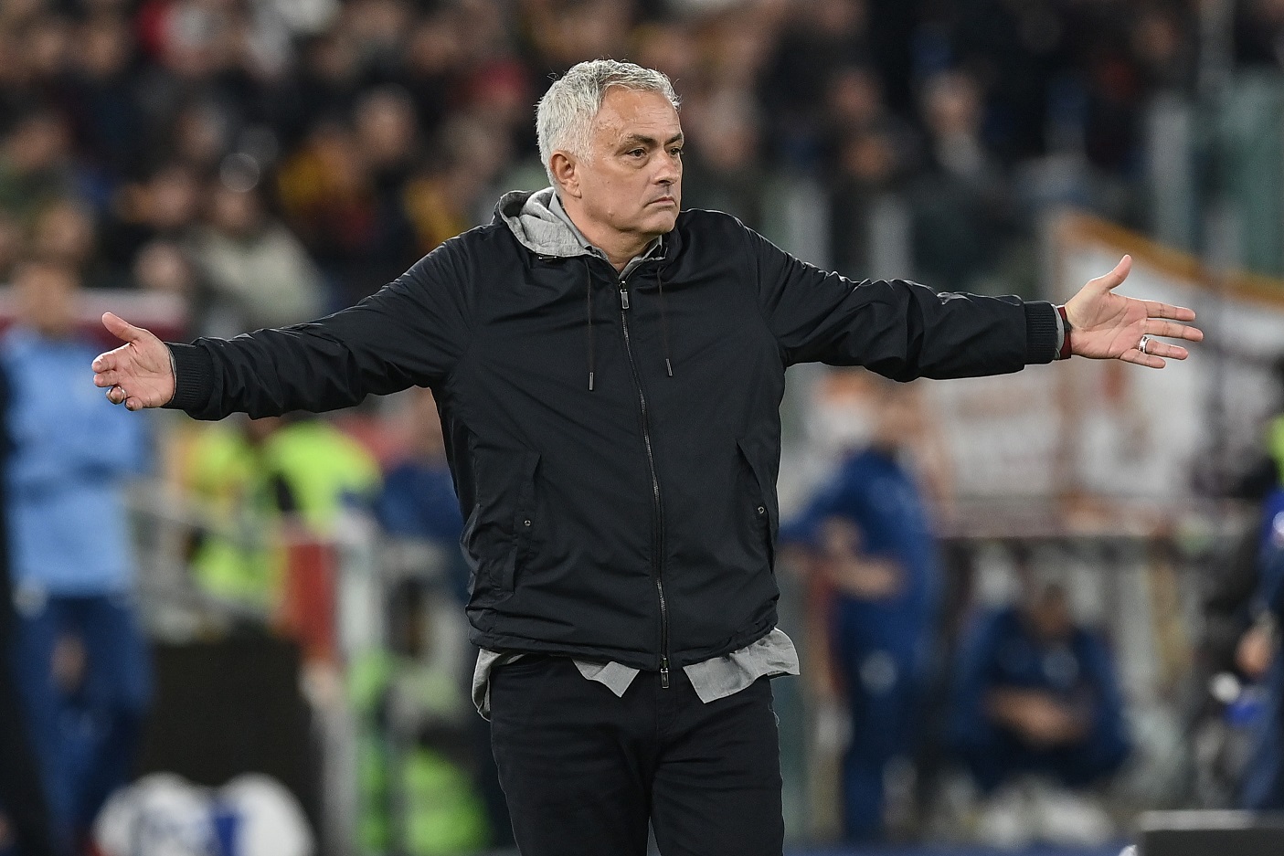 Lazio-Roma, Mourinho si affida alle sue certezze: la decisione in attacco |  Sport e Vai