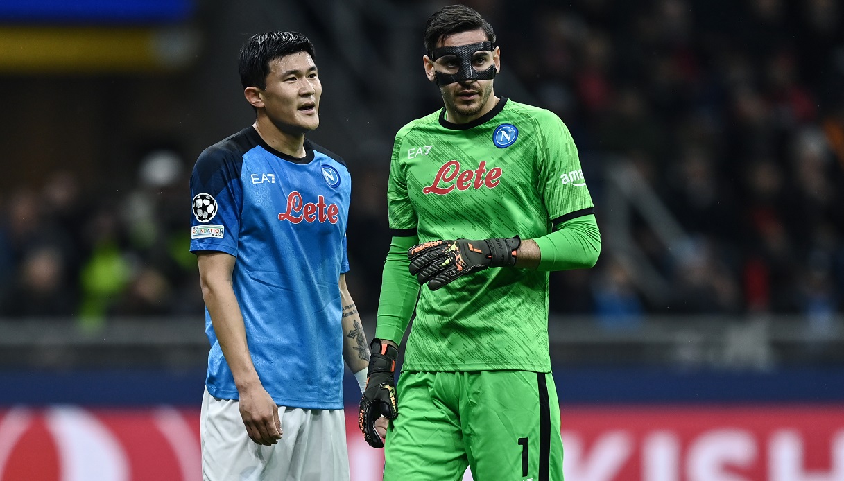Napoli, due acquisti coi soldi di Kim: difensore e centrocampista |  Sport e Vai