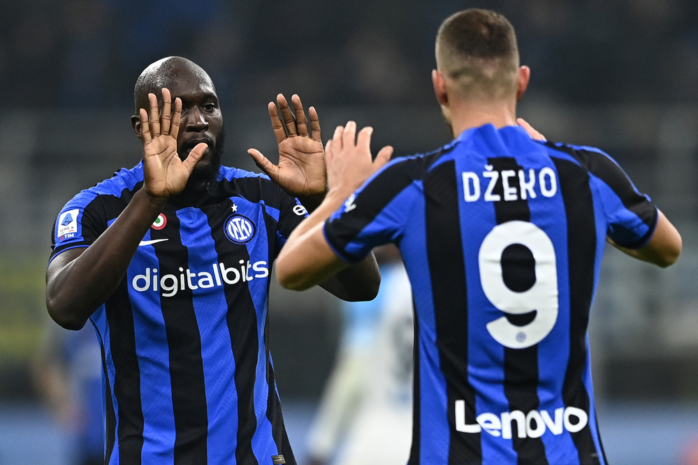 Inter: Col City Dzeko o Lukaku dal 1'? Sul web scatta il toto-attaccante |  Sport e Vai