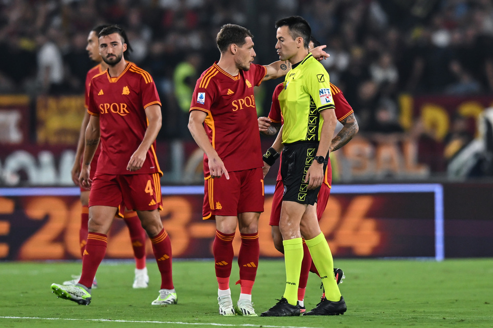 Roma-Milan: Marelli fa chiarezza sul rigore per i rossoneri |  Sport e Vai