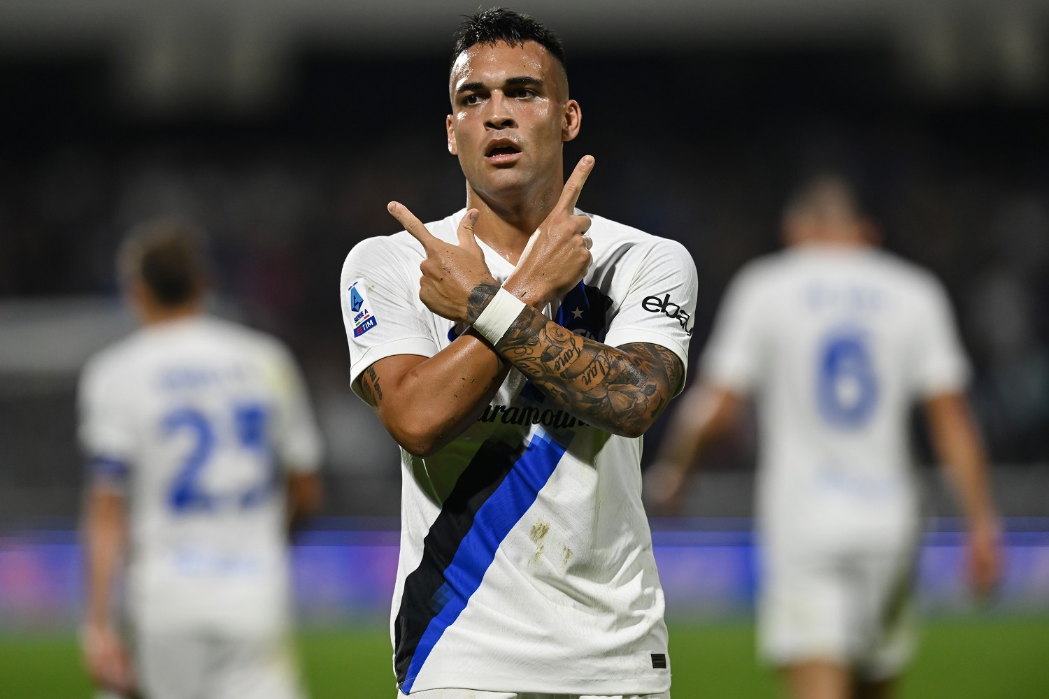 Inter, Lautaro nella storia: nuovo record e la promessa sul rinnovo |  Sport e Vai