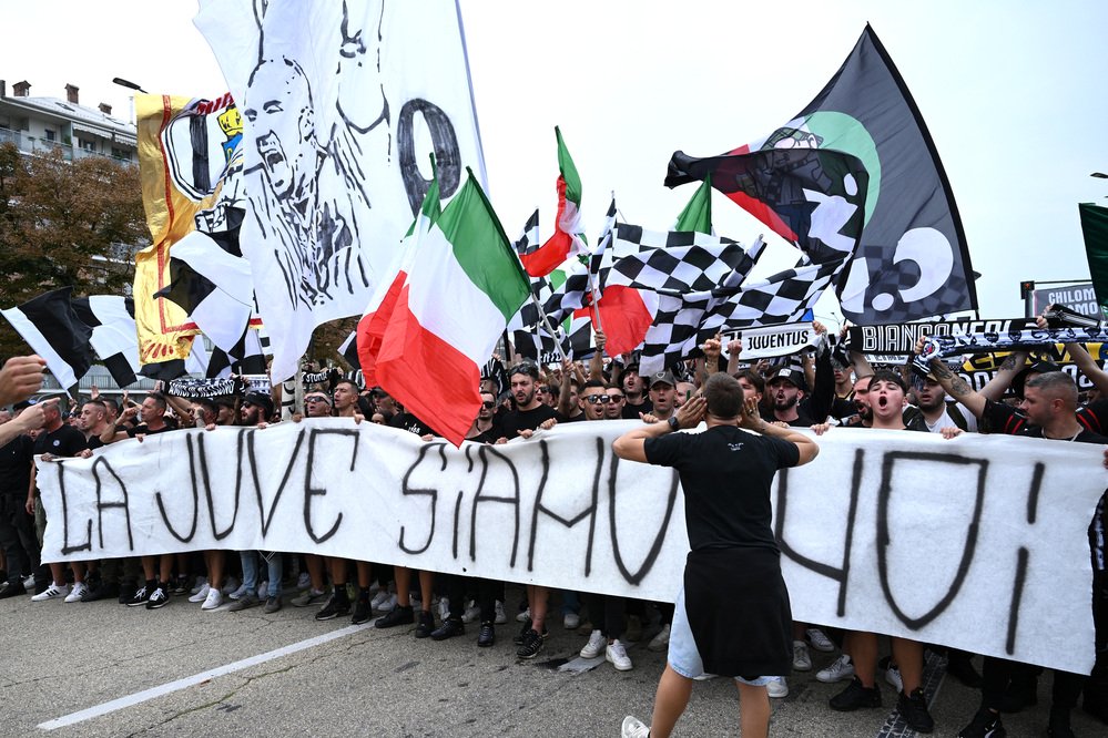 Le parole di Giuntoli scatenano il popolo della Juventus sul web |  Sport e Vai