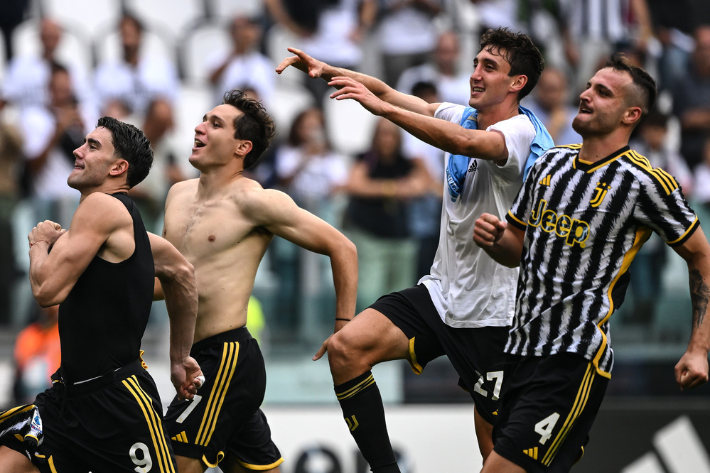 Il Napoli va fuori dalla Champions, la Juventus esulta: ecco il motivo |  Sport e Vai