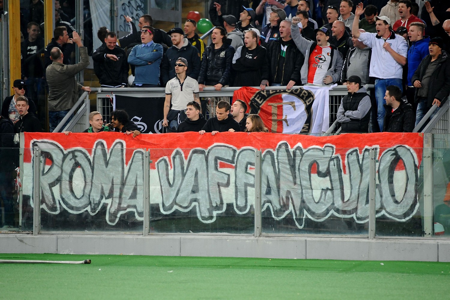 Roma, tifosi del Feyenoord in città: scatta l’allarme sicurezza |  Sport e Vai
