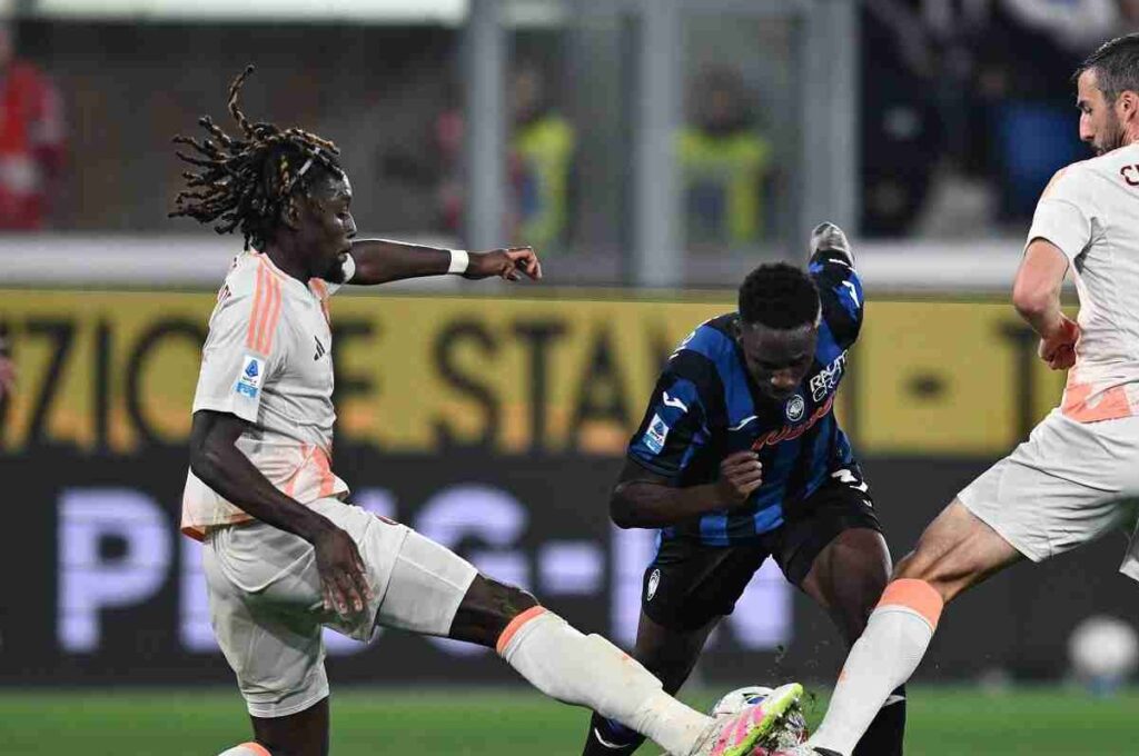 Konè verso l'Inter, la Roma punta Sancho