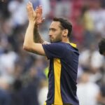 Calhanoglu ai saluti, annuncio social