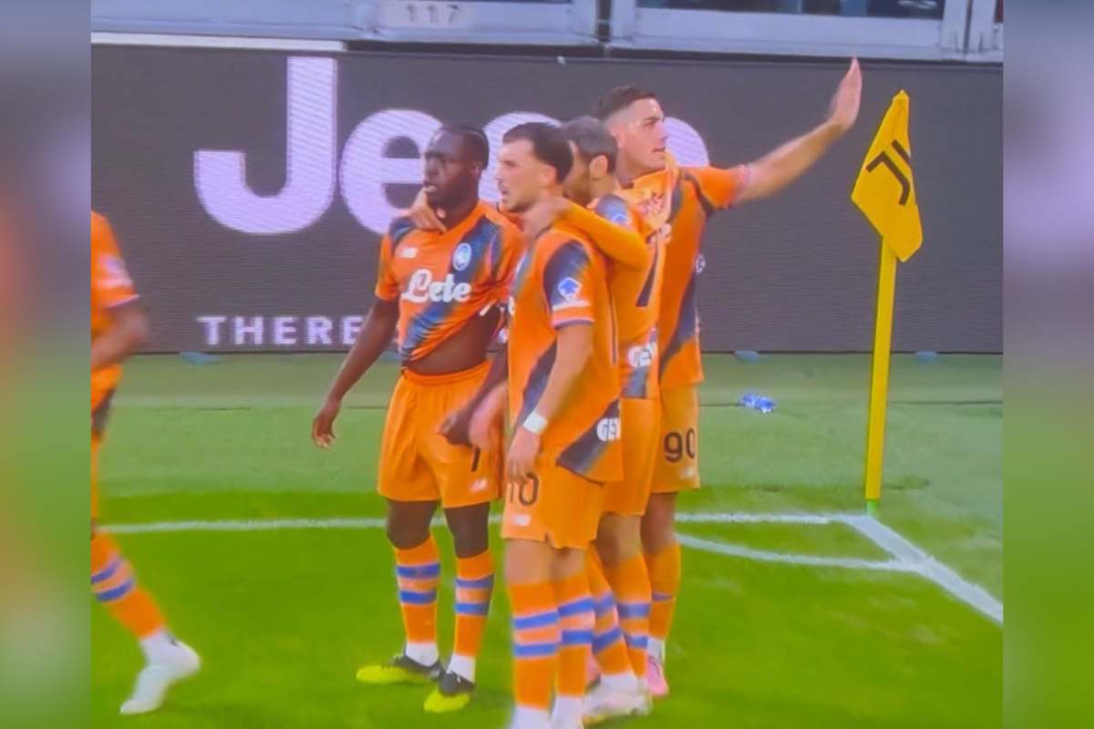 Il gesto di Krstovic ai tifosi dopo il gol in Juve-Atalanta