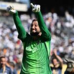Gigio Donnarumma esulta con la maglia del PSG al Mondiale per Club