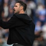Cesc Fabregas sulla panchina del Como