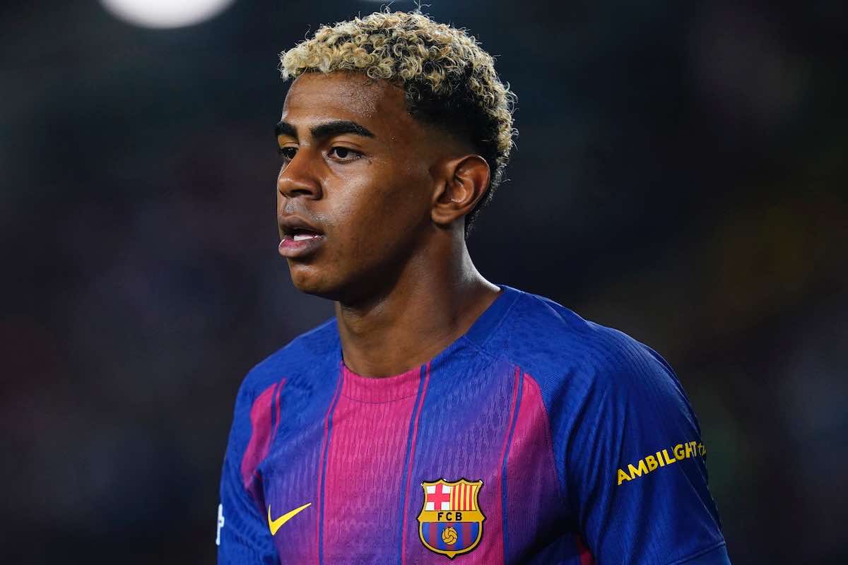 Lamine Yamal con la maglia del Barcellona