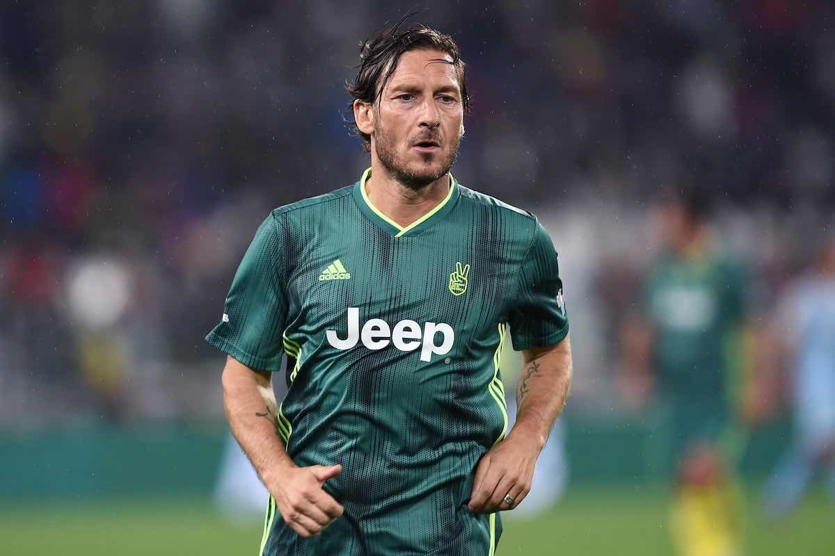 Francesco Totti, nella partita tra leggende allo stadio Tardini