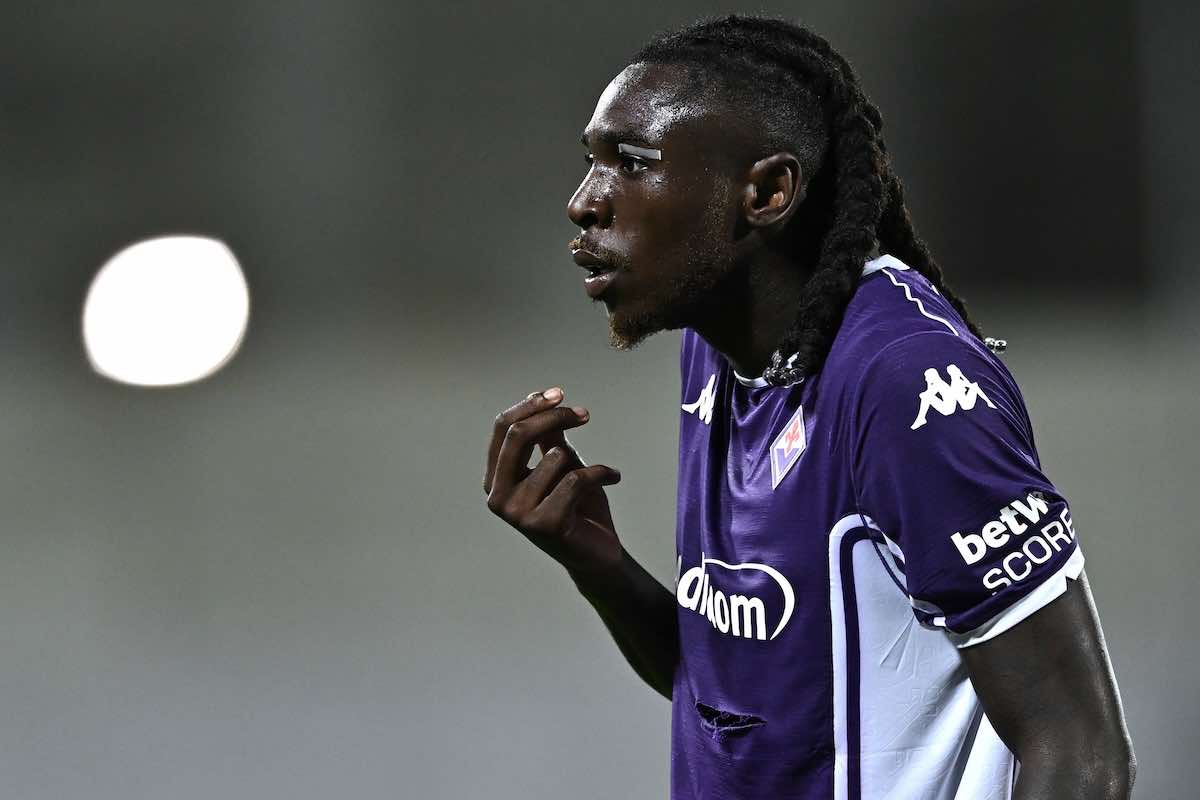 Moise Kean con la maglia della Fiorentina