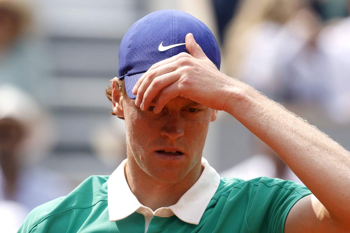 Sinner ancora sotto accusa