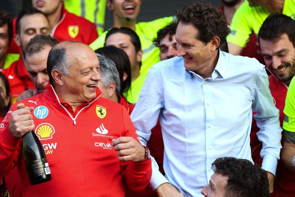 John Elkann presidente della Ferrari con Vasseur